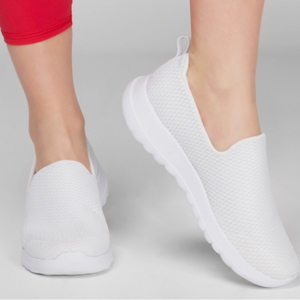 NEW Skechers Performance Go Walk Joy Slip-On